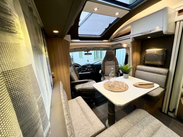 Agence de Rouen : Adria Coral + 670 SLT – Image 17