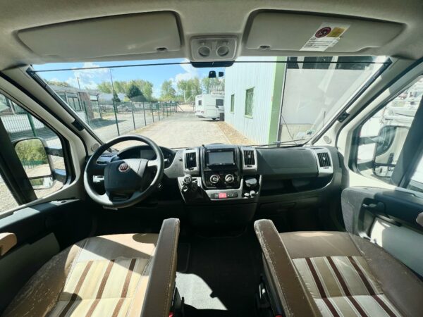 Agence de Rouen :  Burstner Ixeo Time IT 734 – Image 8
