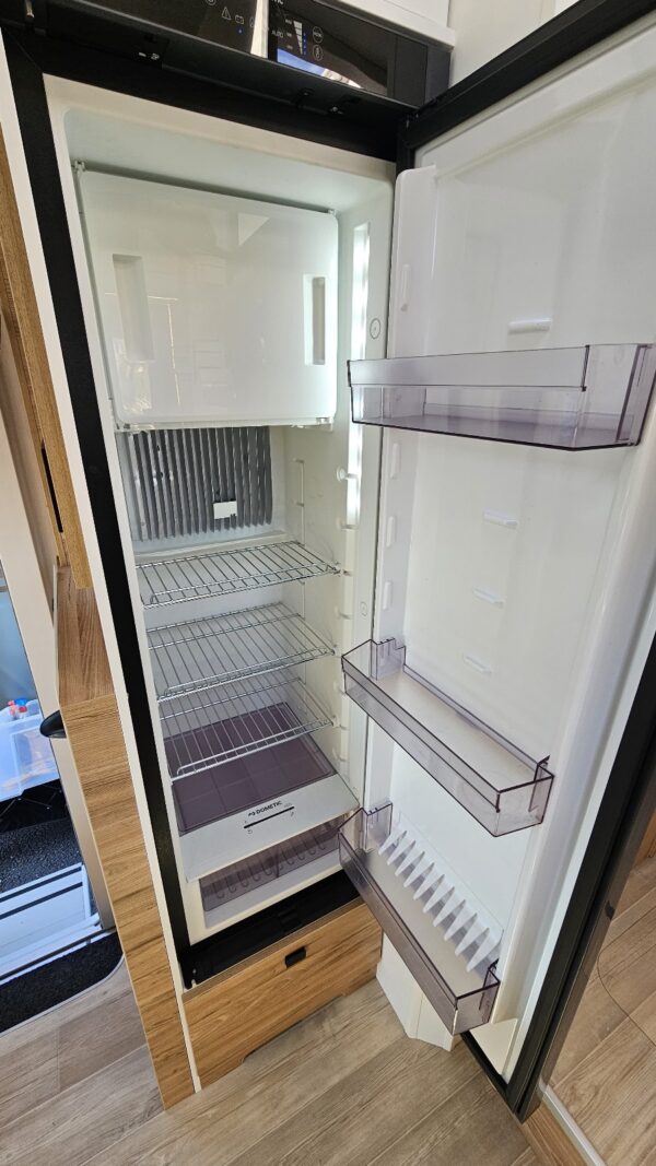 Bavaria T 726 FC Nomade – Image 21