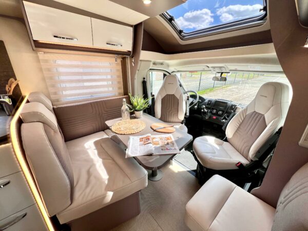 Agence de Rouen : Burstner Lyseo T690G Privilege – Image 12