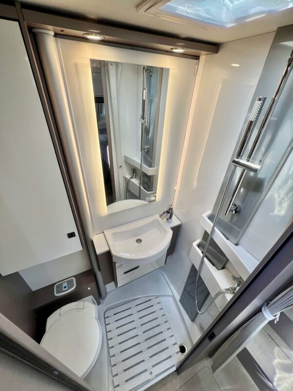 Agence de Rouen : Burstner Lyseo T690G Privilege – Image 20