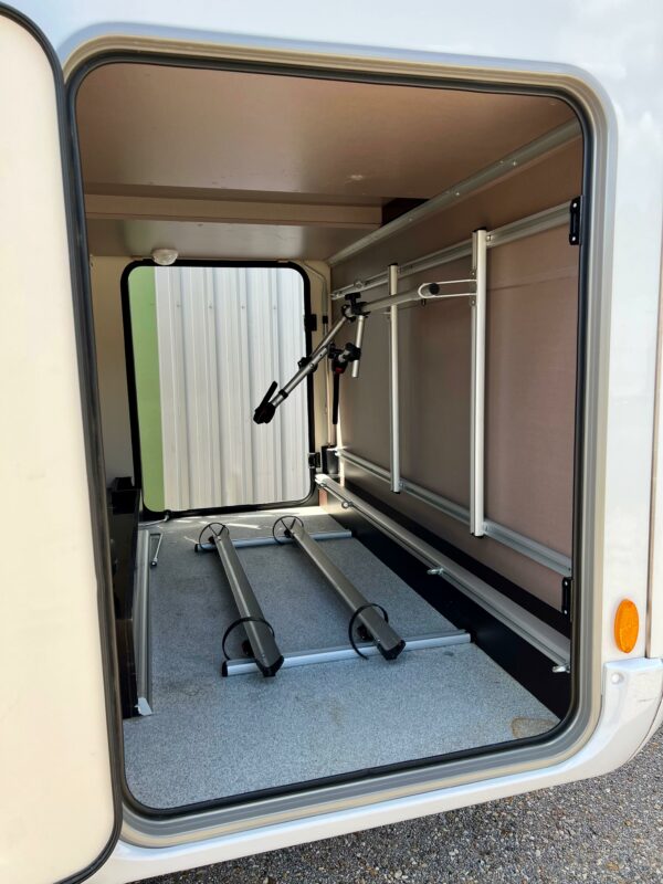 Agence de Rouen : Burstner Lyseo T690G Privilege – Image 7