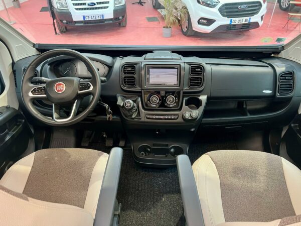 Agence de Rouen : Karmann Davis 592 Lifestyle – Image 4