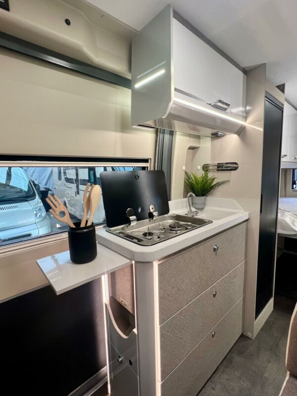 Agence de Rouen : Karmann Davis 592 Lifestyle – Image 7
