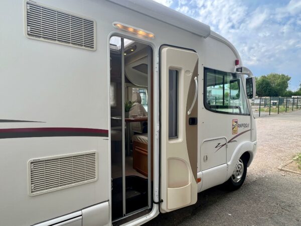 Agence de Rouen : Rapido 9092DF ALKO PL – Image 10