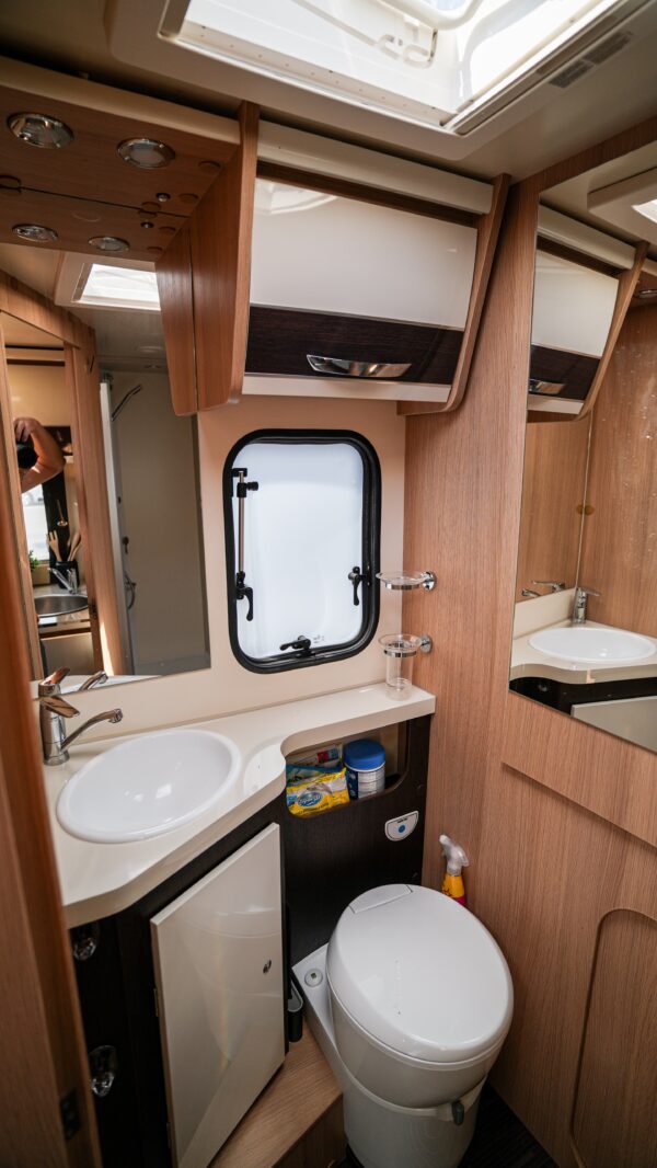 MC Louis MC4 221 – Image 15