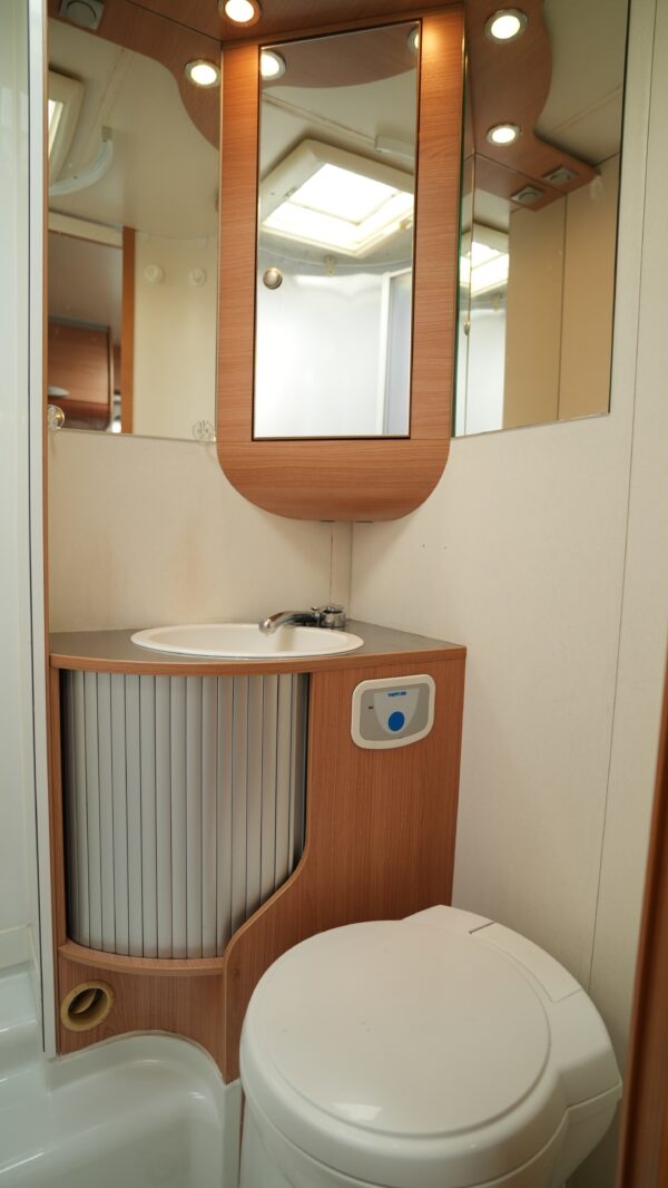 Adria Coral Sport S 577 SP – Image 21