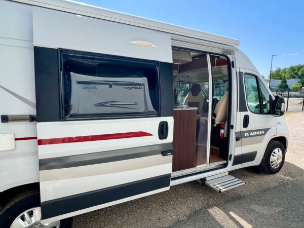 Agence de Rouen : Adria Twin 600 SPT – Image 28