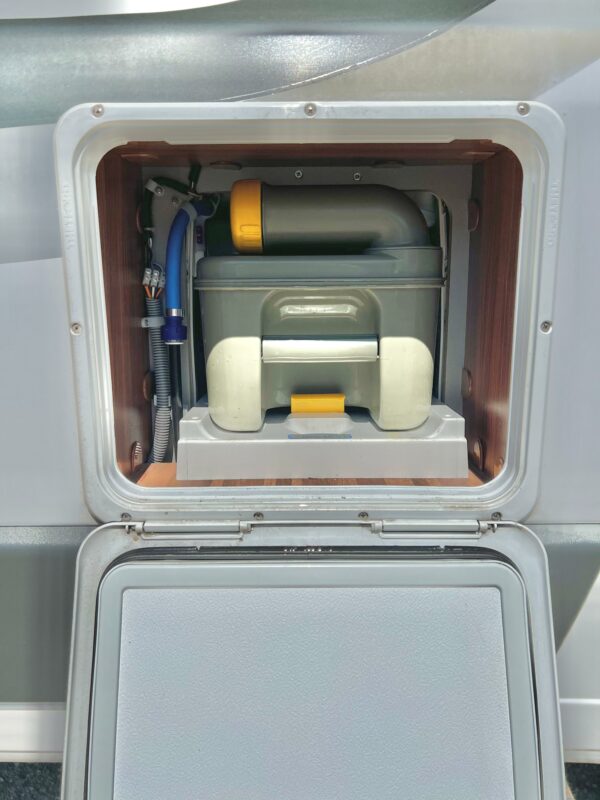 Agence de Rouen : Adria Twin 600 SPT – Image 7