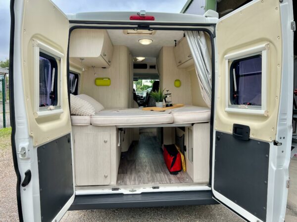 Agence de Rouen : Chausson Twist V594 – Image 19
