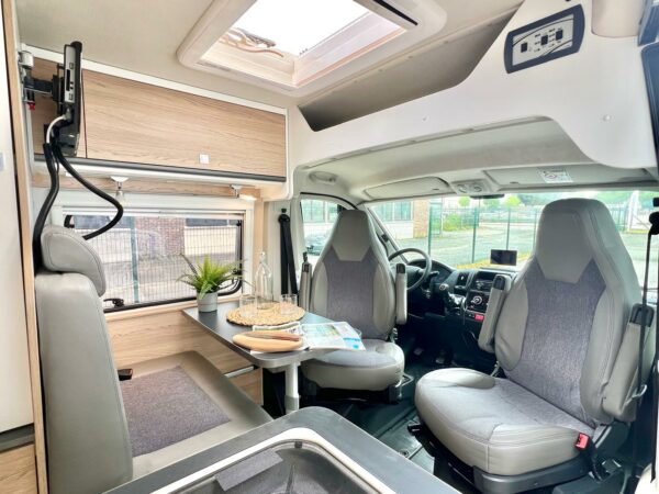 Agence de Rouen : Sunlight CV 600 Cliff – Image 7