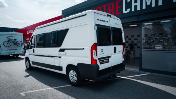 Adria Twin 600 SP – Image 5