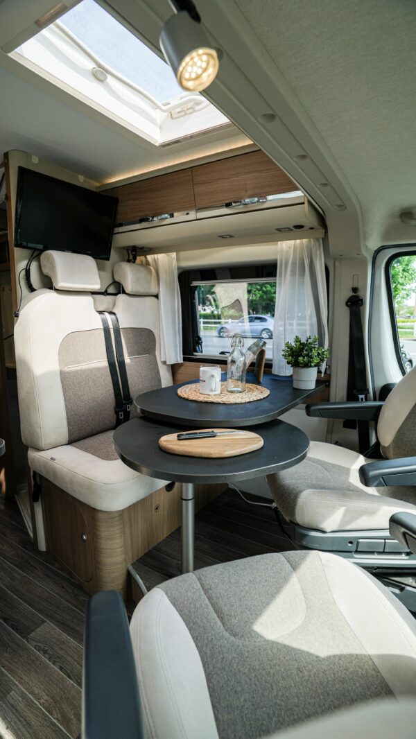 Adria Twin 600 SP – Image 4