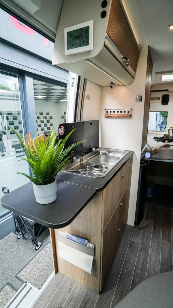 Adria Twin 600 SP – Image 12
