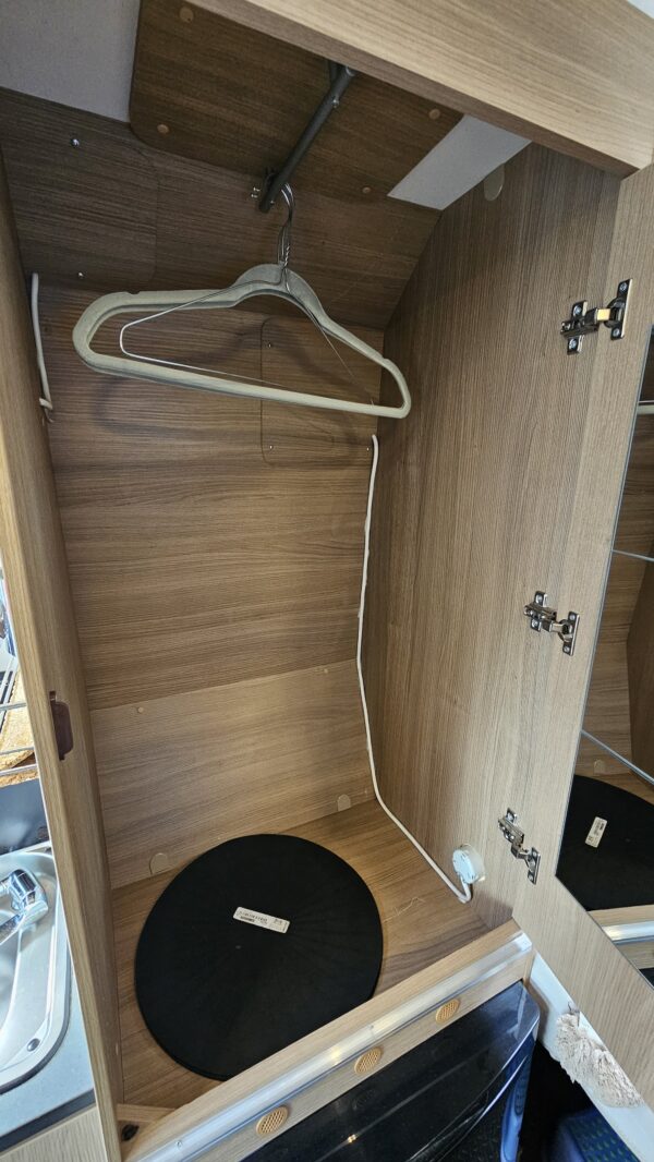 Adria Twin 600 SP – Image 20