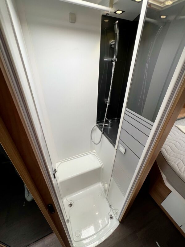 Agence de Rouen : Adria Coral 670 DC + – Image 26