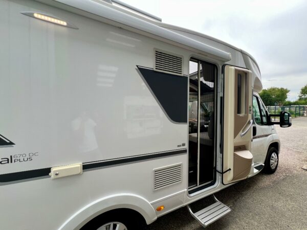 Agence de Rouen : Adria Coral 670 DC + – Image 10