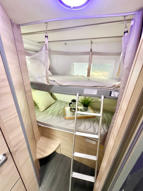 Agence de Rouen : Chausson 720 First Line – Image 21