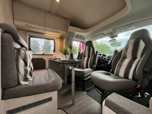 Burstner BREVIO T 646 – Image 8