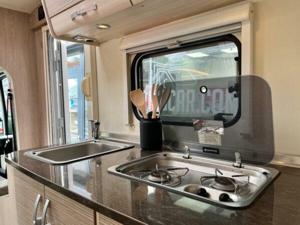 Burstner BREVIO T 646 – Image 9