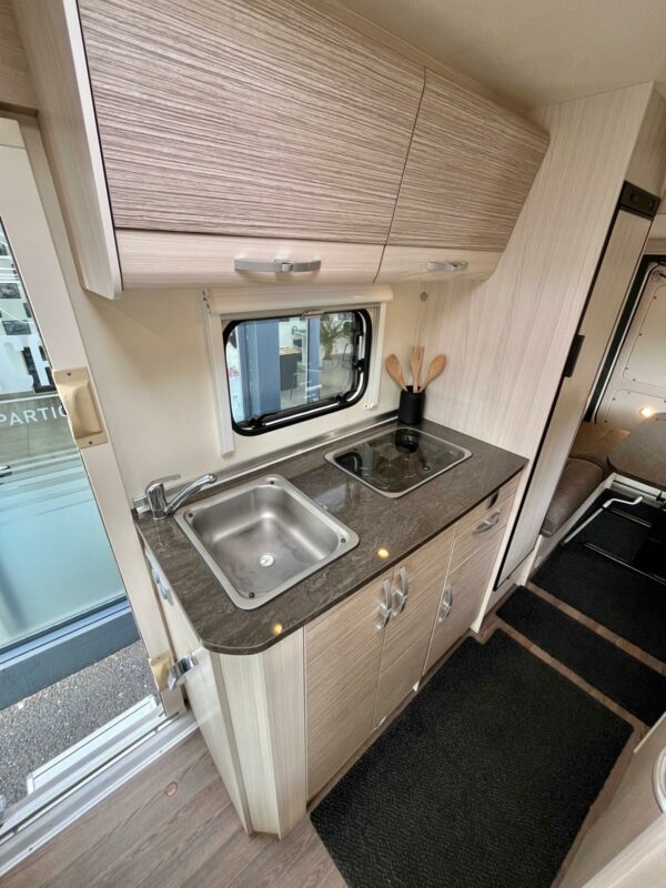 Burstner BREVIO T 646 – Image 12