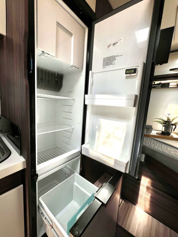 Agence de Rouen : Benimar Tessoro 440 Up – Image 13