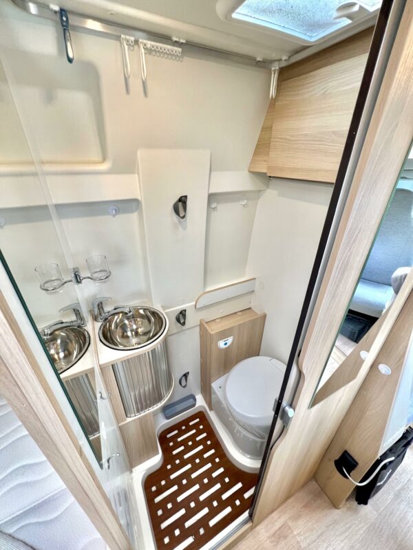 Agence de Rouen : Campérêve Magellan 540 – Image 14