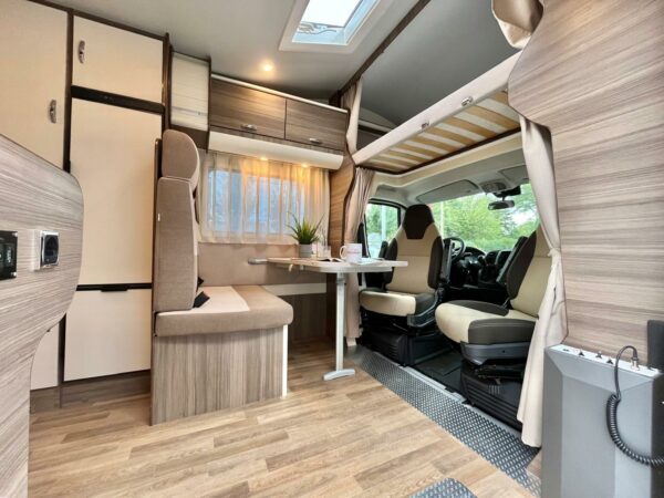 BluCamp Sky Free aménagé PMR – Image 11