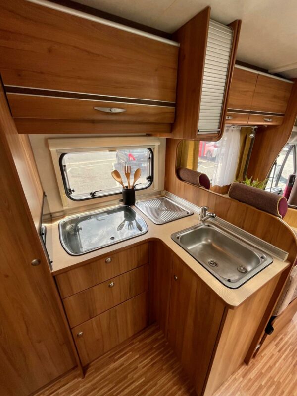 Burstner Nexxo T 660 – Image 12