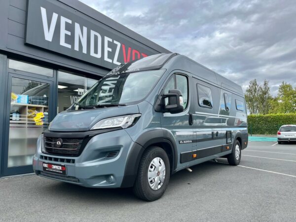 ADRIA TWIN SUPREME 640 SLB