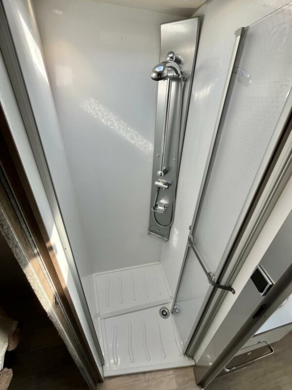 Bavaria T 746 Style – Image 22