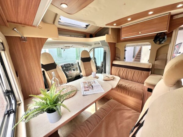 Agence de Rouen :  Burstner Ixeo IT 664 – Image 12