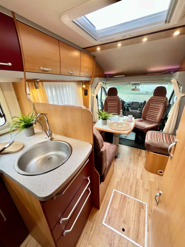 Agence de Rouen:  Eura Mobil Terrestra T 670 SB – Image 33