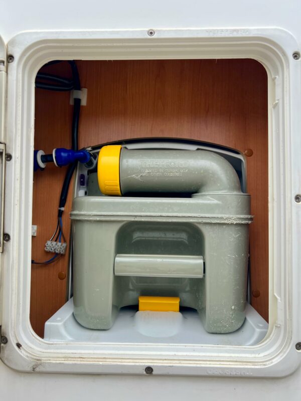 Agence de Rouen:  Eura Mobil Terrestra T 670 SB – Image 6