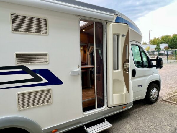 Agence de Rouen:  Eura Mobil Terrestra T 670 SB – Image 8