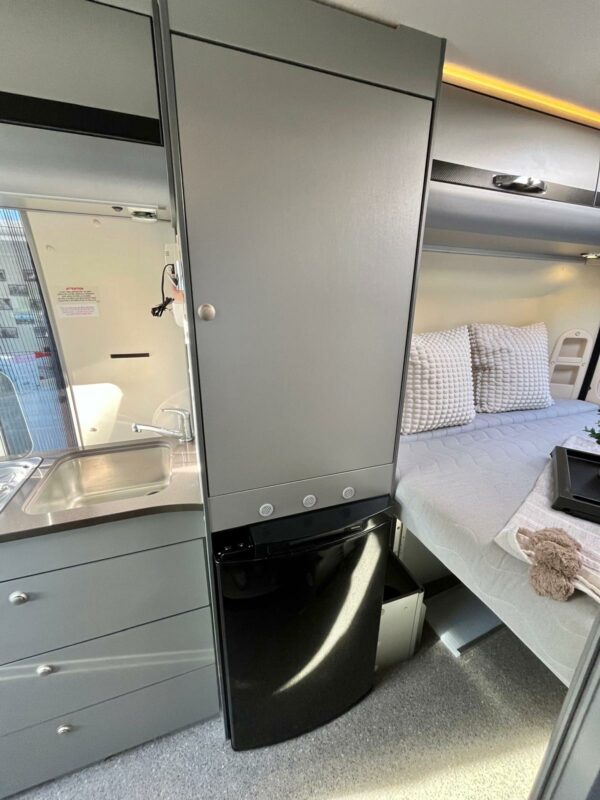 Adria TWIN 600 SP – Image 13