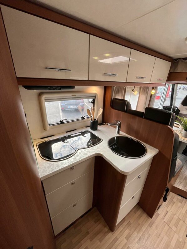 LMC Explorer I 745 Sportline – Image 18