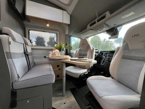 LMC Innovan 590 – Image 9