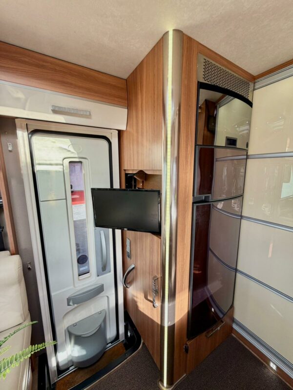 Agence de Rouen : LeVoyageur LV8 86LJ - Poids Lourds – Image 28