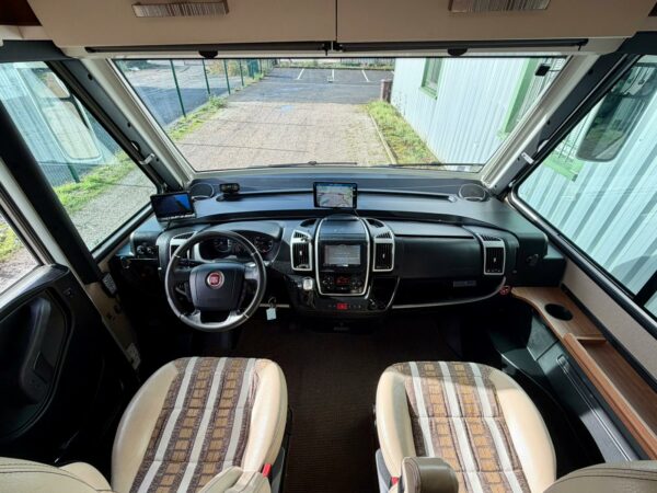 Agence de Rouen : LeVoyageur LV8 86LJ - Poids Lourds – Image 4
