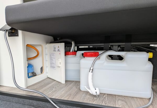 Agence de Rennes : VOLKSWAGEN TRANSPORTER T6 RIDERVAN WEEKEND – Image 4