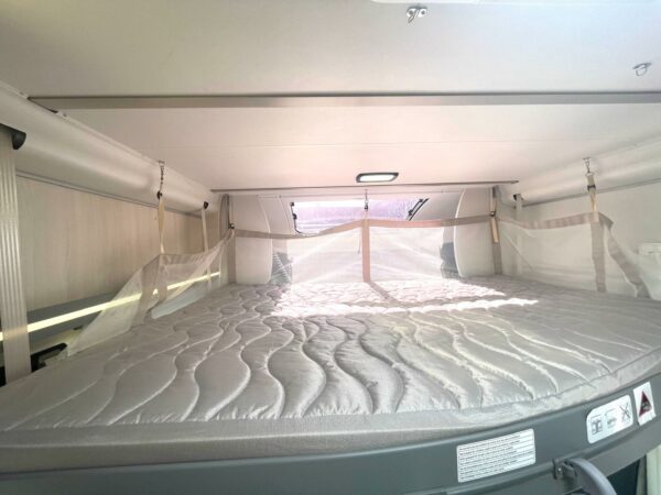 Challenger 328 Graphite Ultimate – Image 17